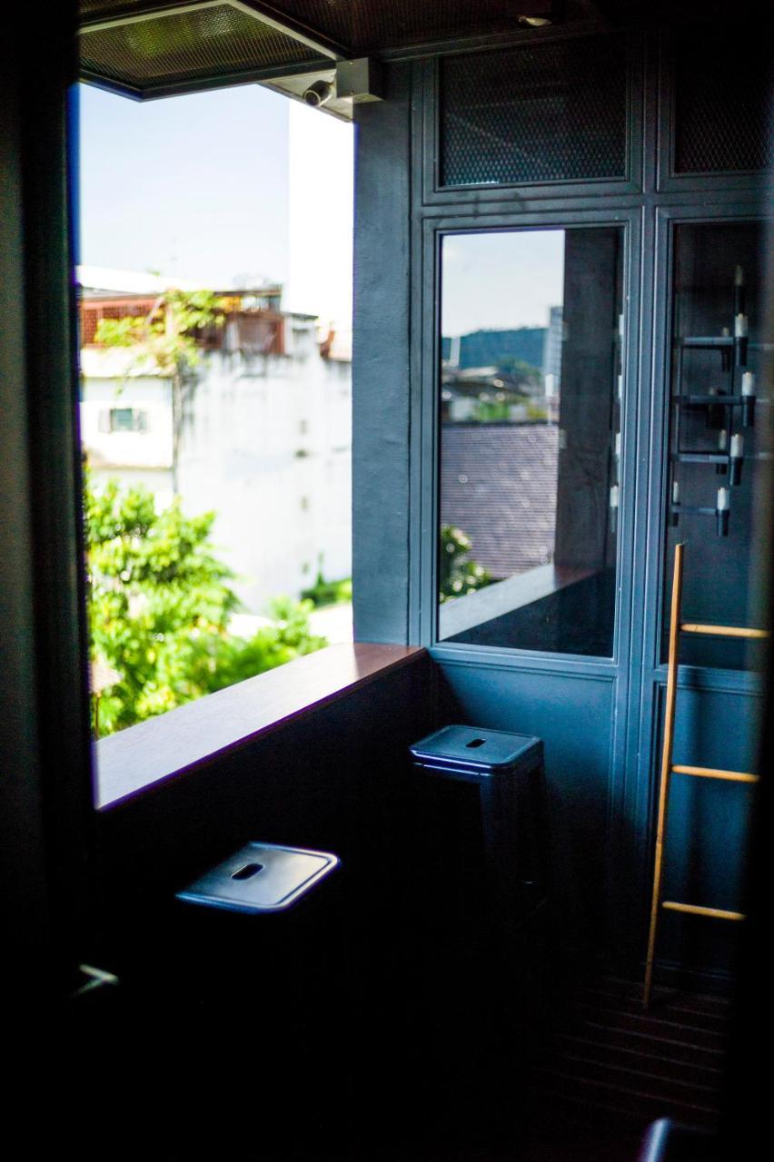 Iron32 Hotel Chiang Mai Exterior photo