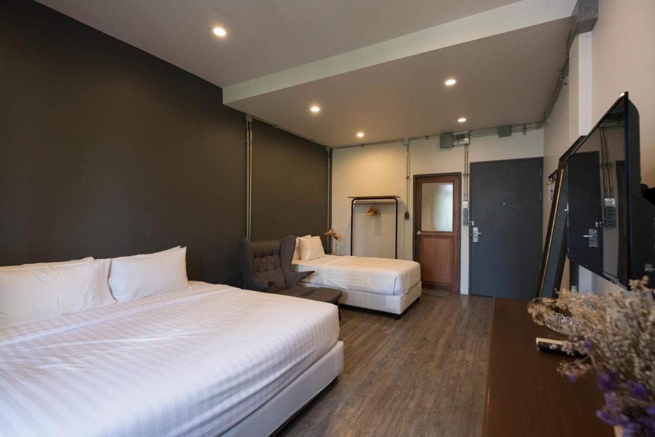 Iron32 Hotel Chiang Mai Exterior photo