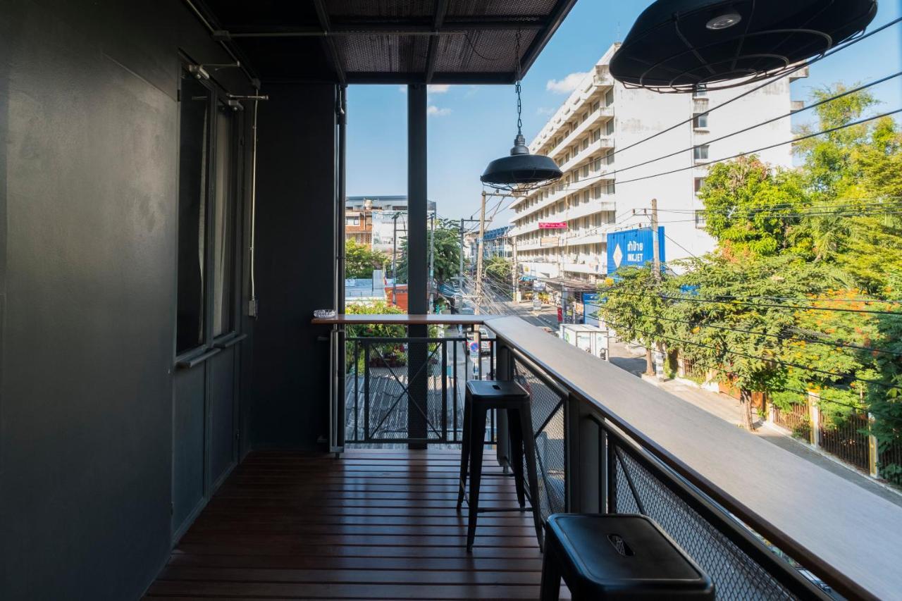 Iron32 Hotel Chiang Mai Exterior photo